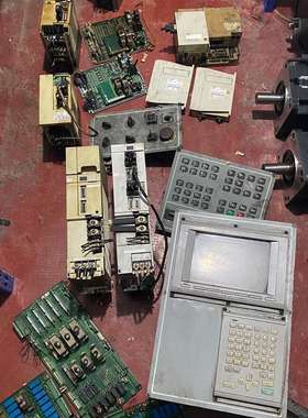 议价三菱64显示器MDT962B-4A，500元。