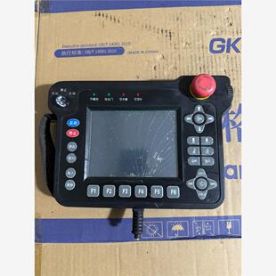 议价华成机械手控制器  配件出  有破损如图所示  不包好坏