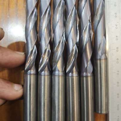 议价11.0肯纳合金钻头3支内冷，刃长70mm总长120