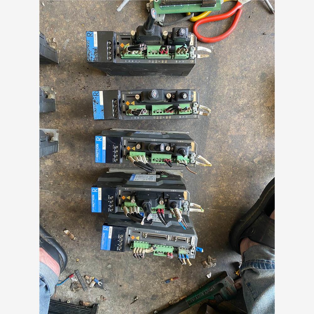 议价三洋伺服驱动器RS1A03AA、拆机件，功能正常，包好，不包