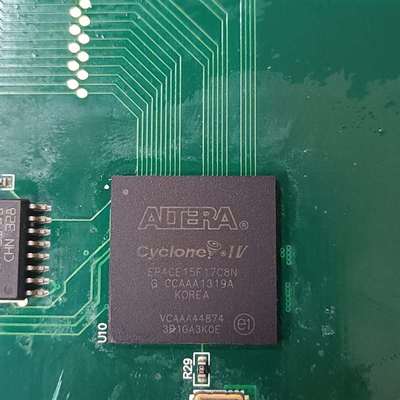 议价阿特拉EP4CE15F17C8N  板上还有别的芯片，带