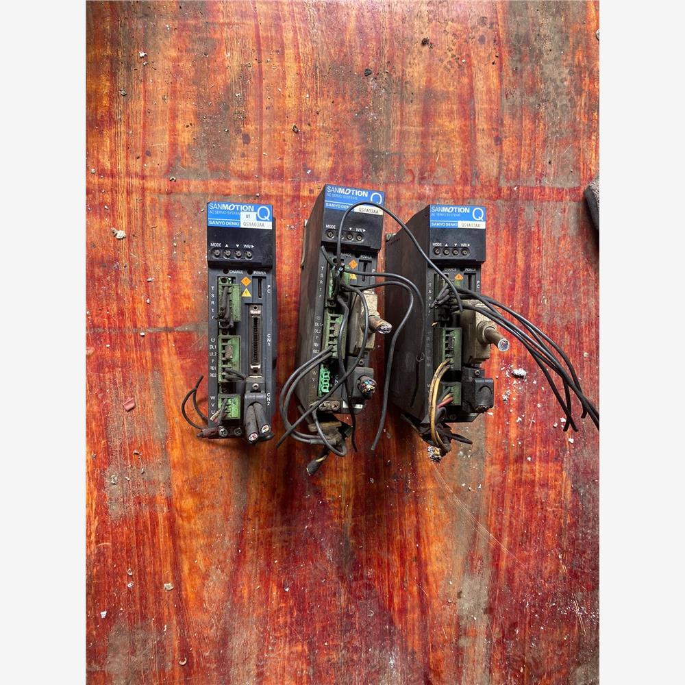 议价三洋伺服驱动器QS1A0