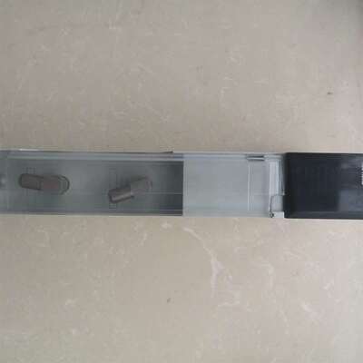 议价施耐德95新 140CRP93200二手实物拍摄 便宜处