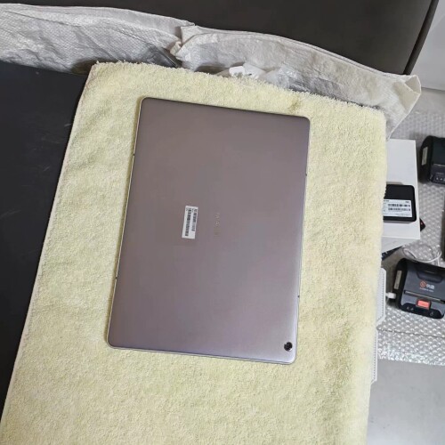 议价华为M3青春版平板，功能正常成色好，3+32G的，有账号，1