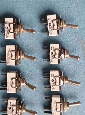 {议价}法国APEM8摇臂钮子开关 3脚2档 636H