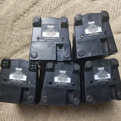 议价闲置entel对讲机充电座，图片为实物拍摄，成色片，正常