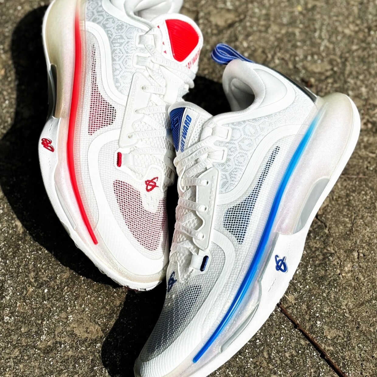 安踏海沃德5代外场耐磨防滑减震氮气科技实战篮球鞋男女T_T