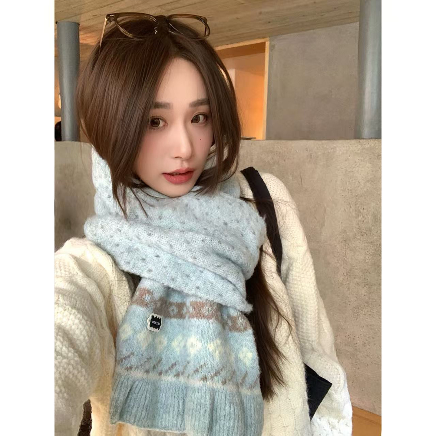 费尔岛蓝色毛线围巾女秋冬氛围感保暖花边学生百搭复古针织围脖男