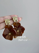 法式 HUALU 花间月 复古亚克力花朵耳环高级感夸张棕色蚊香盘耳夹