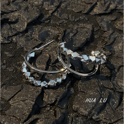 金属线条个性甜酷风c型耳圈