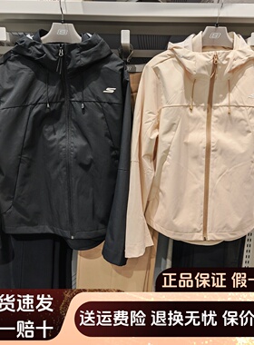 斯凯奇25秋冬新款女装梭织连帽外套时尚舒适休闲运动套装P425W177