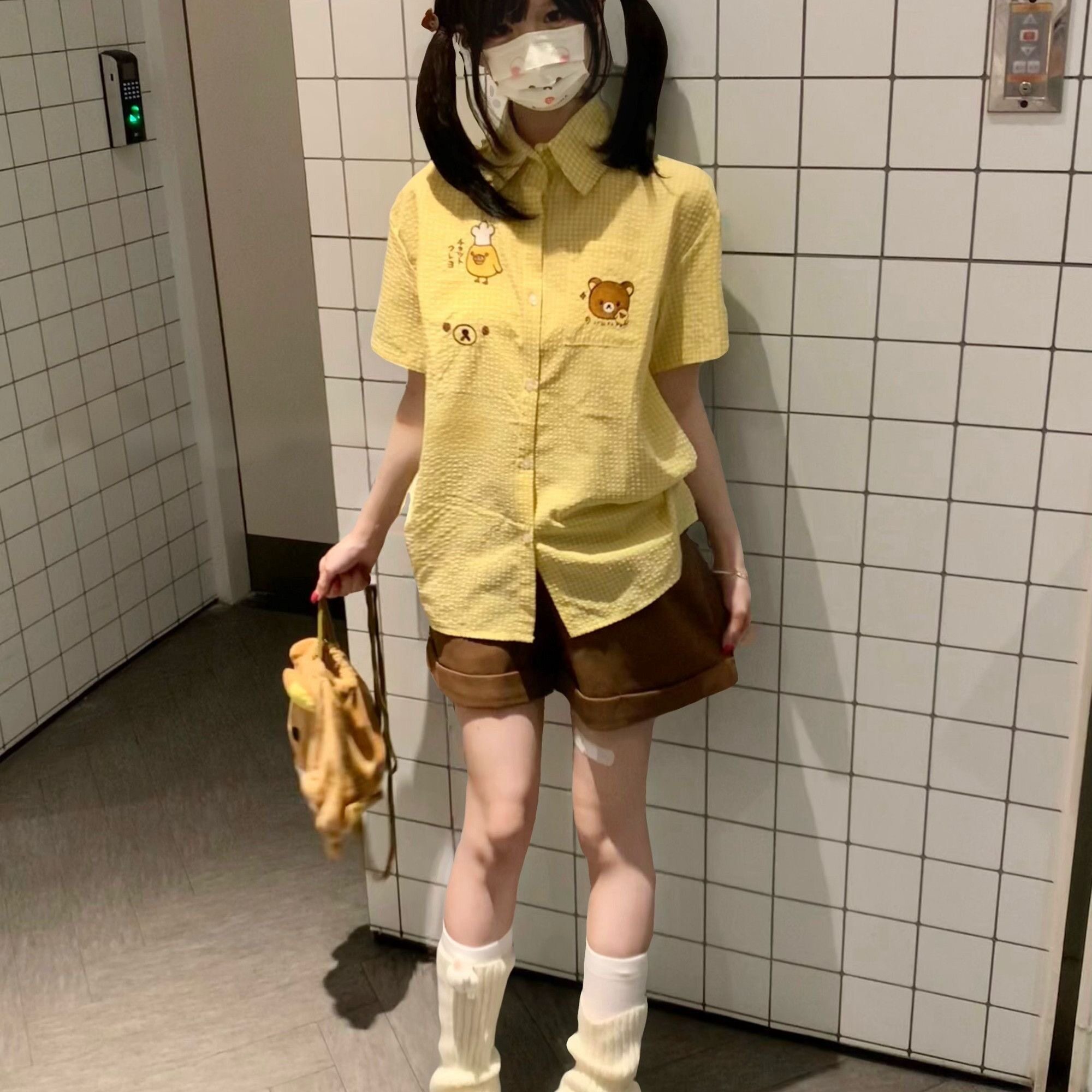 2026夏季新款轻松熊黄色格子衬衫短袖学生宽松开衫软妹衬衣上衣