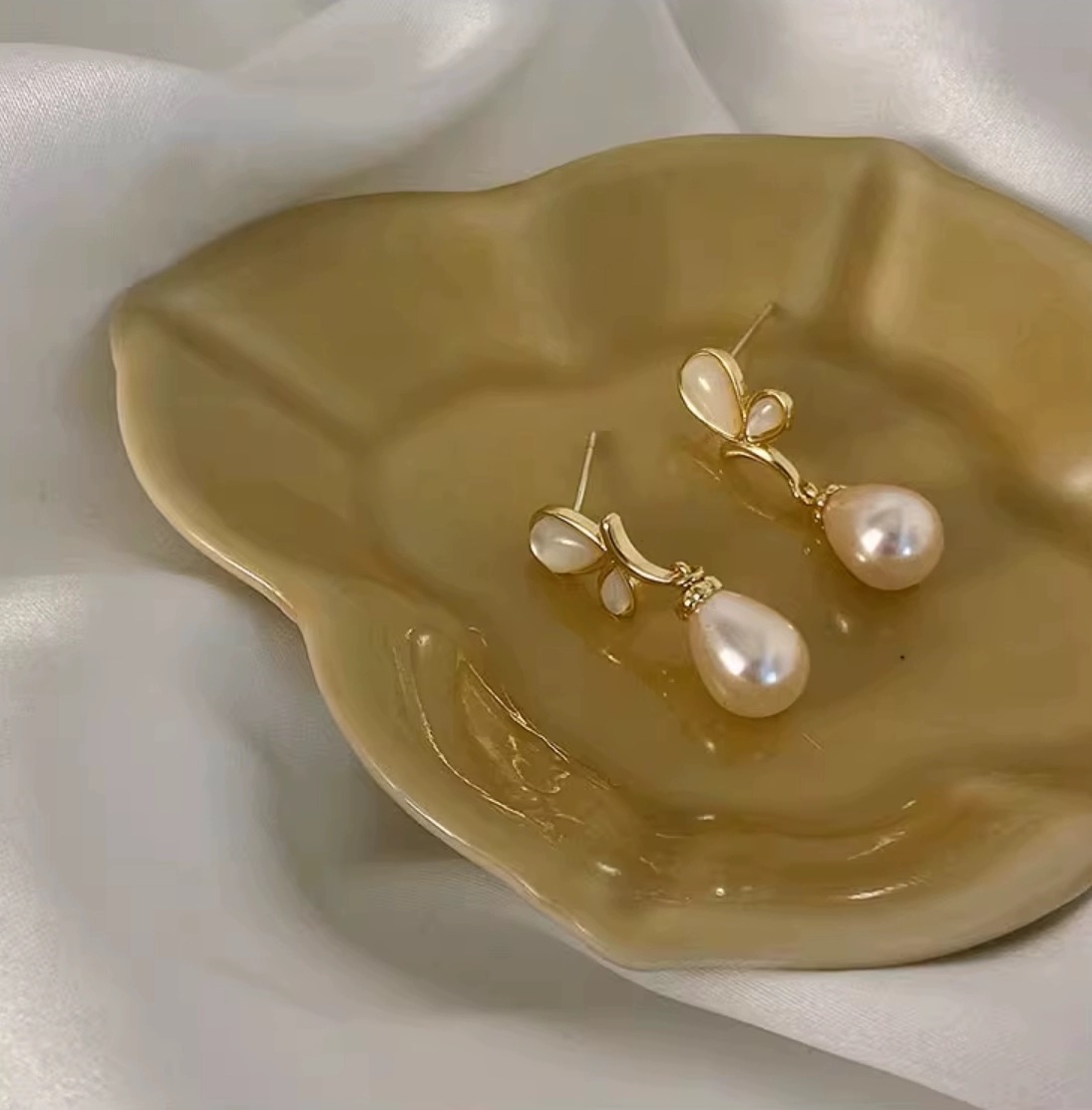 18k黄金D色贝母蝴蝶天然淡水珍珠水滴耳坠女气质温柔纯银时尚精致