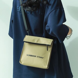 男生潮牌小众单肩包男士 包包简约百搭斜挎包日系设计感小挎包背包