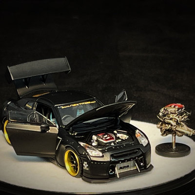PGM 1/64 火箭兔宽体 R35 哑黑 合金全开 仿真汽车模型