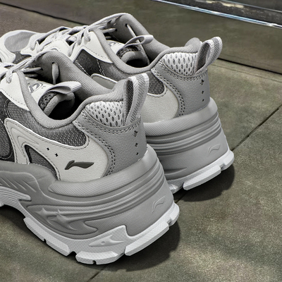 李宁休闲鞋女2025新款复古老爹鞋女鞋厚底潮流透气运动鞋AGCV046