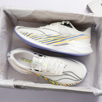 李宁赤兔9PRO跑步鞋男鞋2026新款䨻丝反光轻量高回弹竞速专业跑鞋