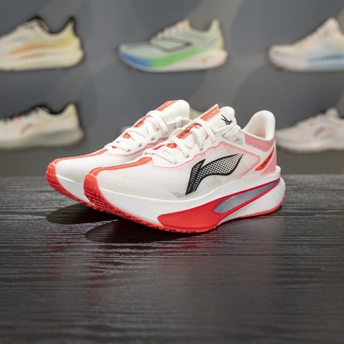 李宁飞电6C跑步鞋女款2026春季新款䨻丝轻质透气碳板竞速比赛跑鞋