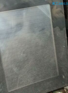 出售一款三菱触摸屏WD1055-QSBD，成色轻微使用痕迹。