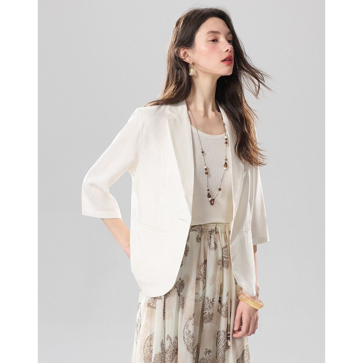 赛兔SAITU 2026春季新款时尚气质百搭OL女式西装外套 7222517