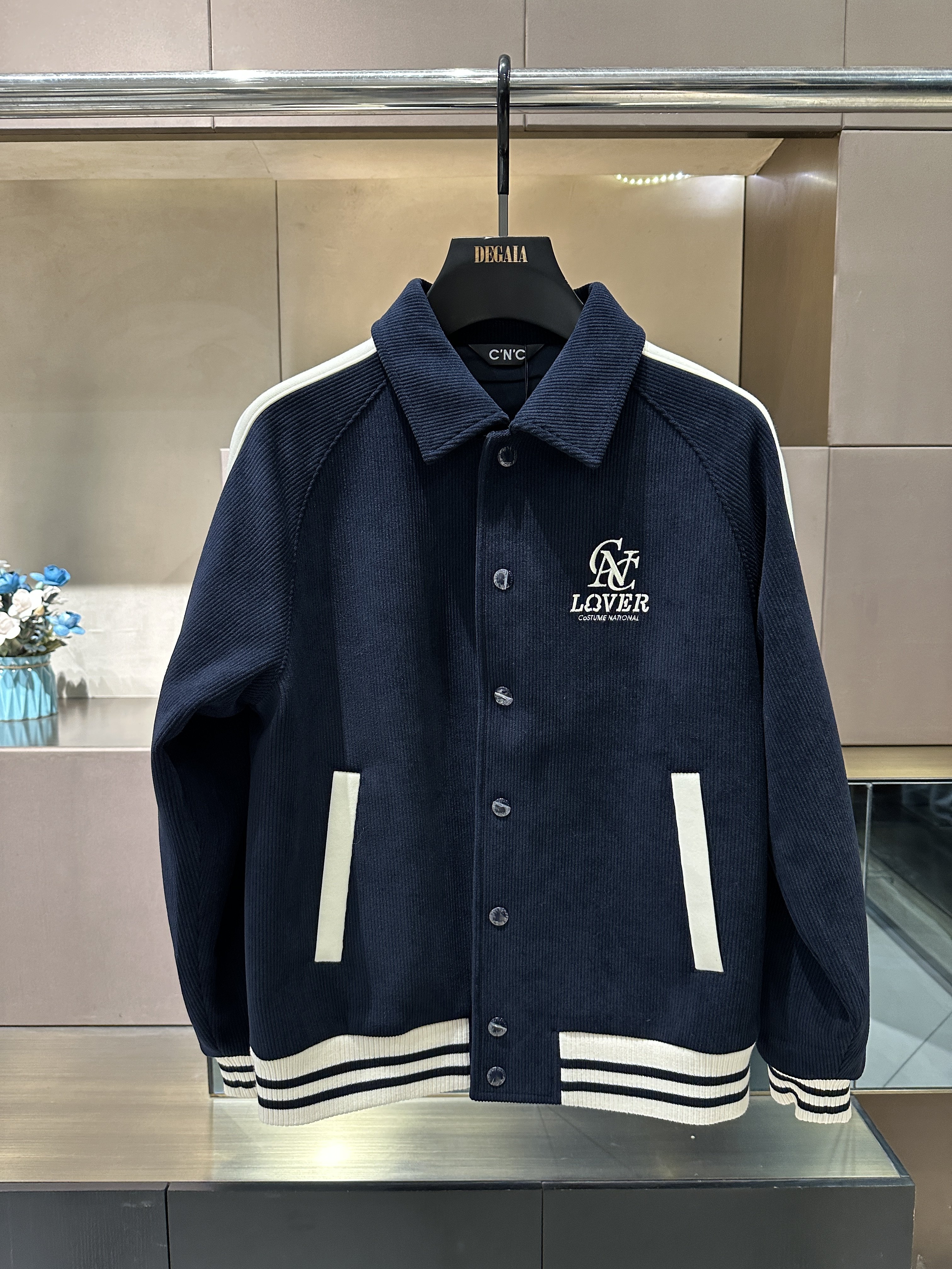 CNC 25秋冬新款 男士时尚字母刺绣拼接翻领休闲夹克 811G3110BD