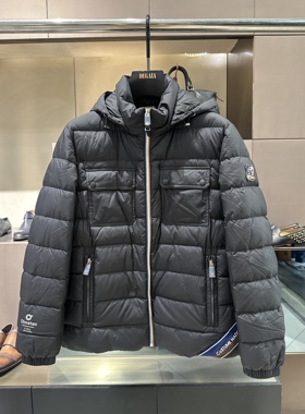 CNC 25秋冬新款 男士时尚手臂绣标多口袋连帽羽绒服 811G425006