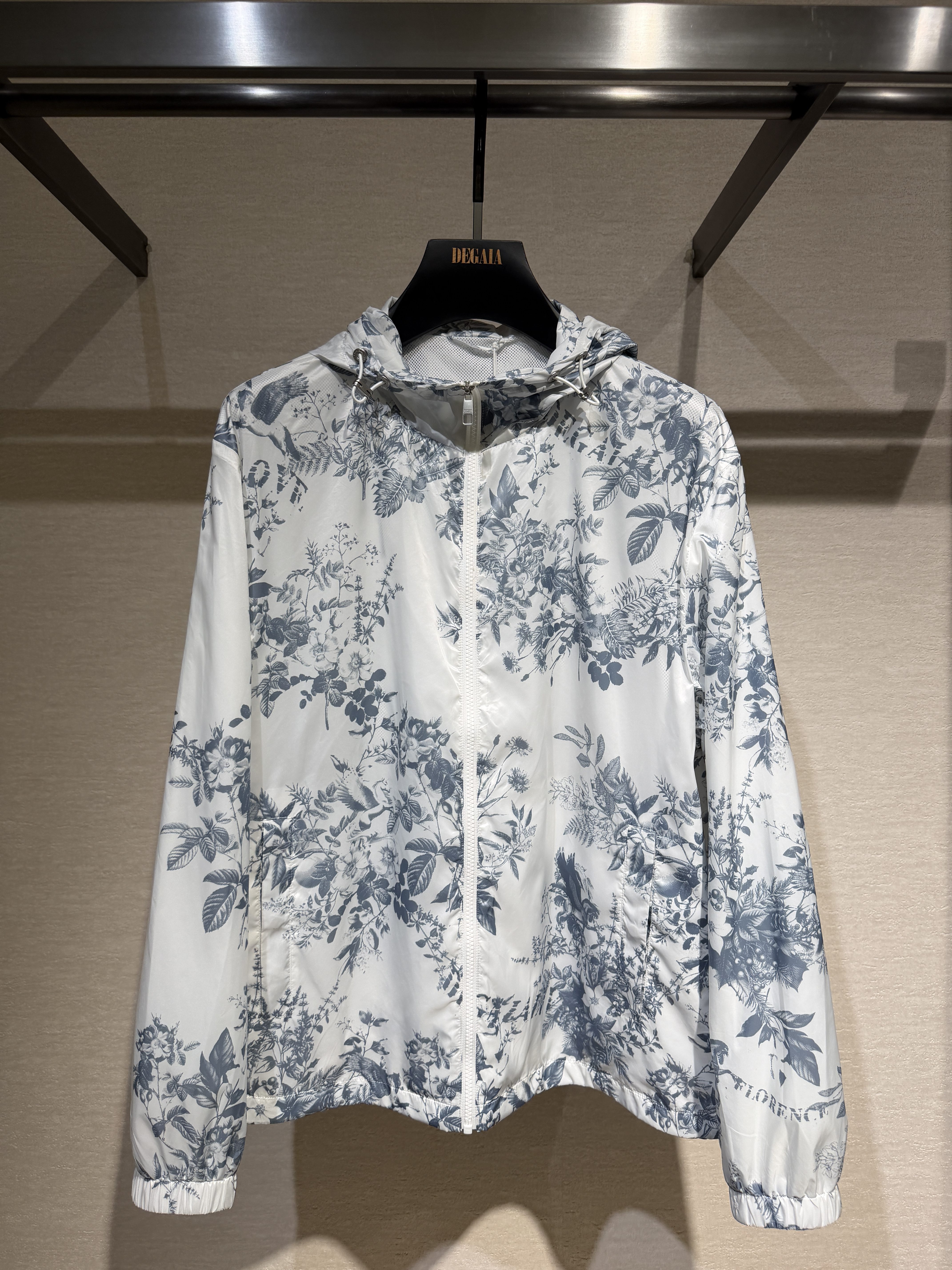 DEGAIA 26春夏新款 男士时尚花卉满印花版连帽薄外套DUIAAI051312,男装,夹克,淘宝优惠券,粉丝福利购,淘宝优惠卷
