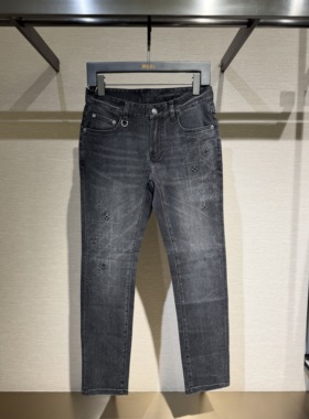 DEGAIA 26春夏新款 男士时尚logo印花修身牛仔裤 DUIAAN120825