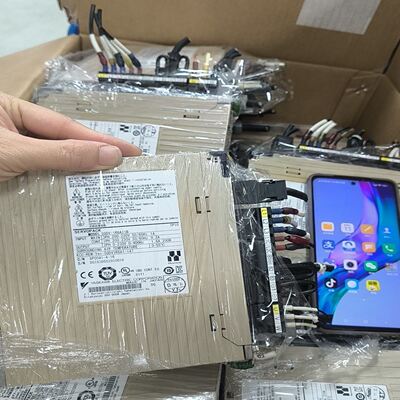 SGDV-1R6A11A，SGDV-1R6A11B，正常