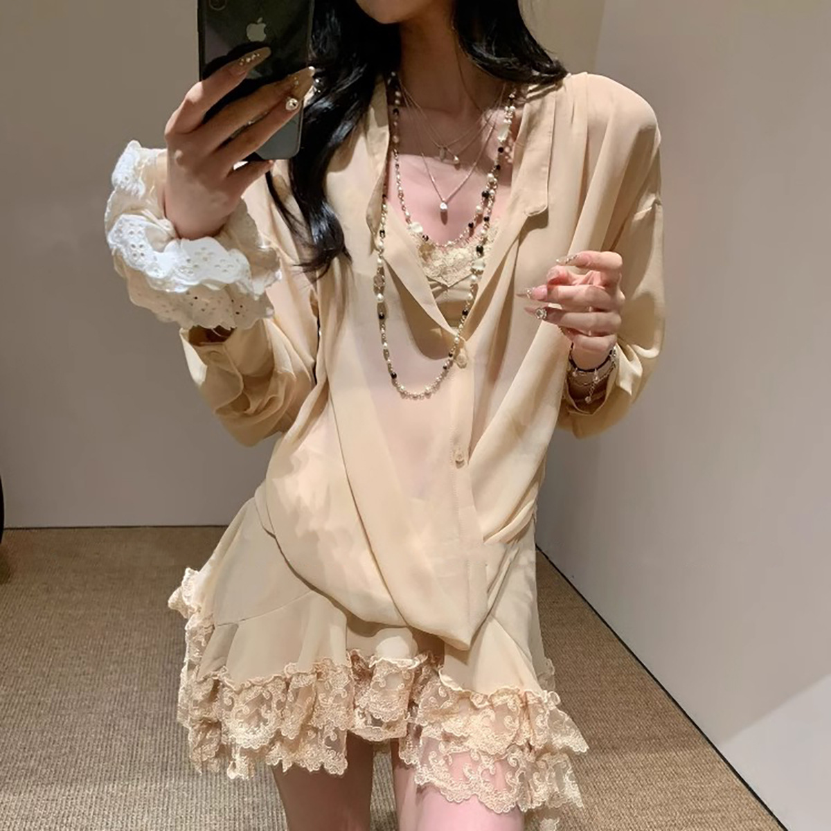 飘逸松弛衬衫 蕾丝纯欲短裙套装慵懒风设计感上衣开衫半裙两件套