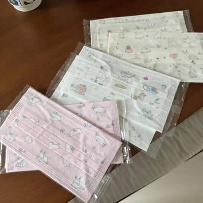 粉色兔子减龄少女ins动物印花装饰学生成人卡通透气三层口罩秋冬