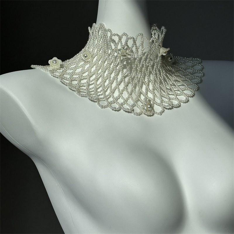 设计自制 重工编织 铃兰花开婚纱礼服走秀珍珠宽项链颈饰