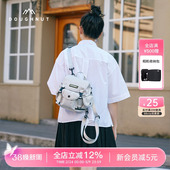 Doughnut甜甜圈户外双肩包女斜挎包旅游小包多功能相机包旅行背包