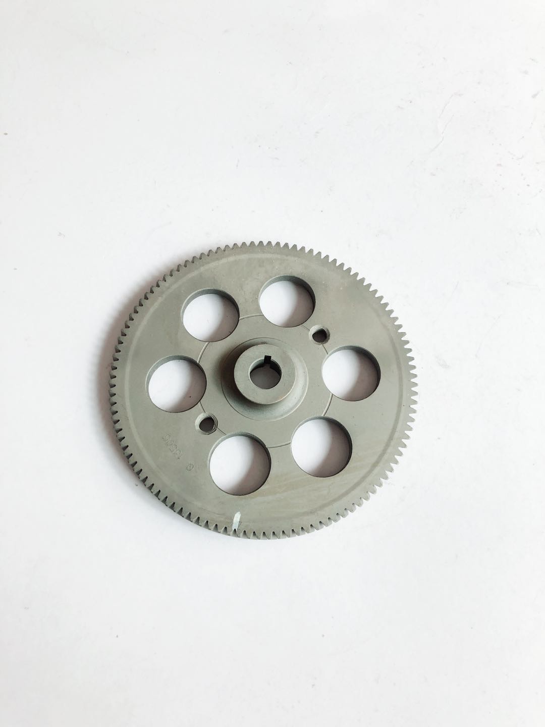 郑州东风日产尼桑锐琪皮卡奥丁QD32 QD80柴油泵齿油泵齿轮