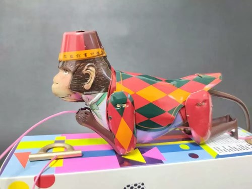 怀旧中古铁皮玩具儿童亲子手工经典收藏道具摆设猴子爬绳