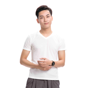 15.9元包邮  MINISO 名创优品 男女V领短袖T恤