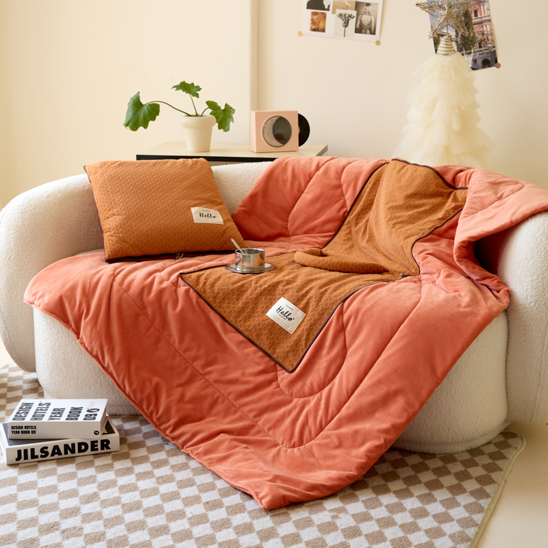 加厚毛绒两用抱枕被可折叠毛毯