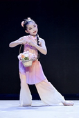 小兰花奖春风采花信来少儿古典舞蹈幼儿园表演出采花姑娘扶春入梦