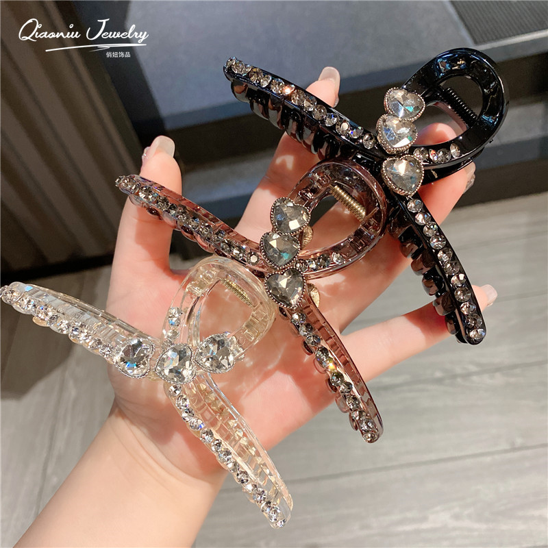 轻奢超闪爱心水钻抓夹女后脑勺盘发鲨鱼夹高级感单排桃心发夹发抓