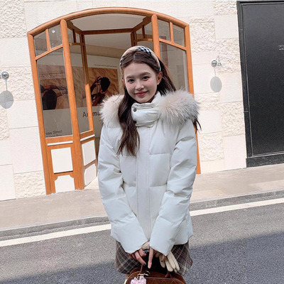 2025小个子 新款收腰版羽绒服女冬季短款白色修身可拆卸毛领外套