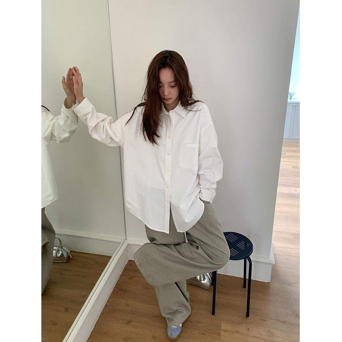 至简主义棉感牛津布白色衬衫