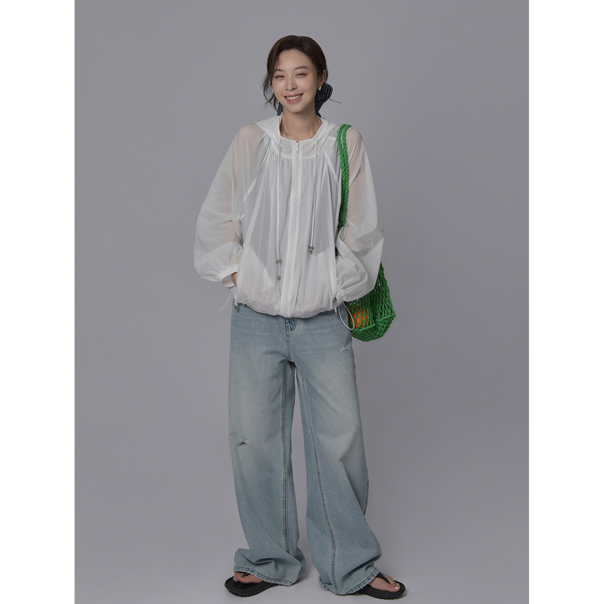 SIXI四喜家 塞纳假日 轻薄微透短款连帽防晒外套女夏宽松休闲上衣