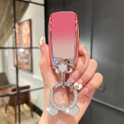 ‘蜜桃粉’惊艳到我了奔驰钥匙套