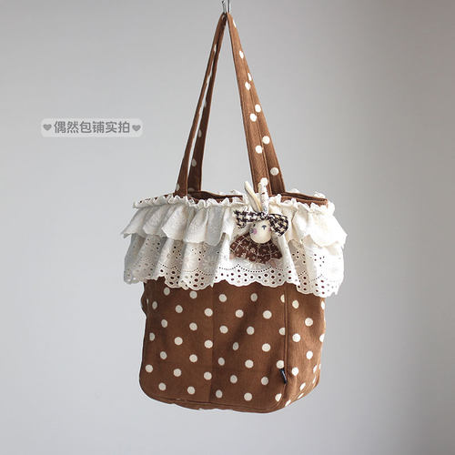 田园风少女木耳绣花边波点包