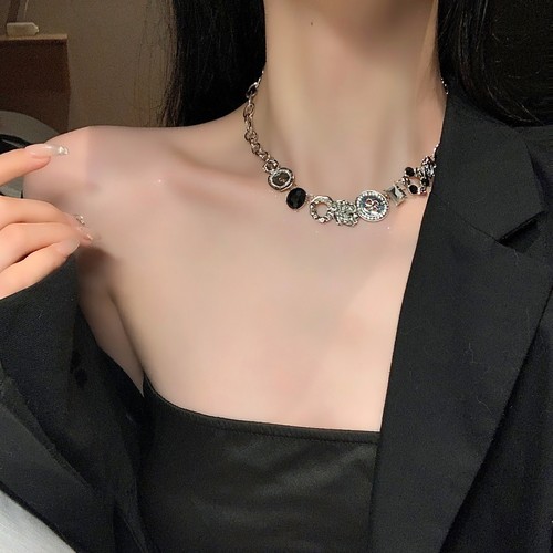 原版--金属重工y2k甜酷风纽扣项链女锁骨链项圈choker颈环颈链酷