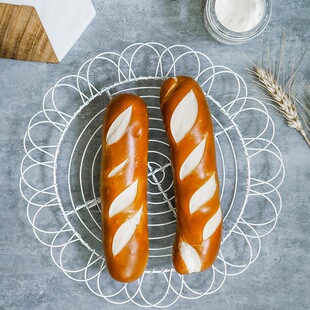 德式碱水面包碱包棍早餐食品咸香德国碱水小面包