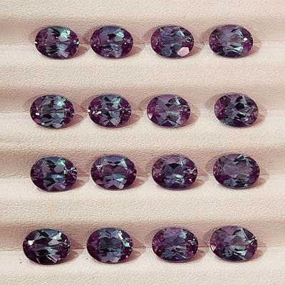 合成亚历山大变石椭圆形裸石戒面