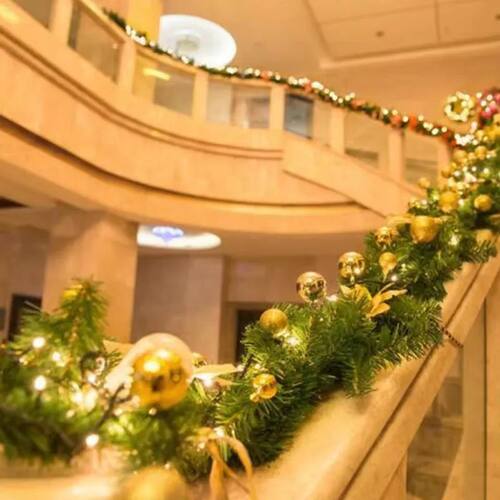 2.7m Christmas LED Cane Wreath Decoration With Lanterns Gree
