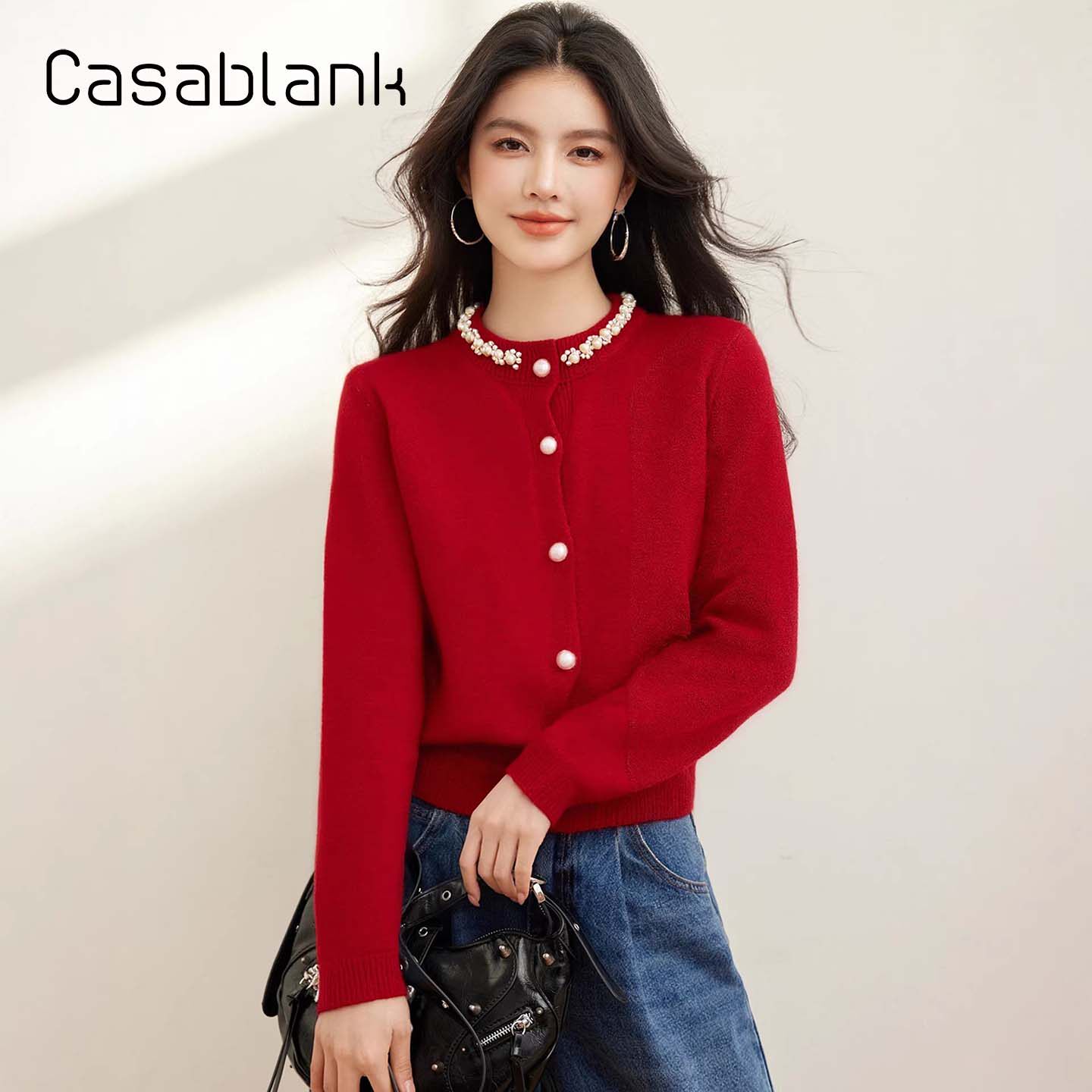 Casablank2026新款轻熟优雅风重工钉珠圆领红色针织开衫显瘦毛衣