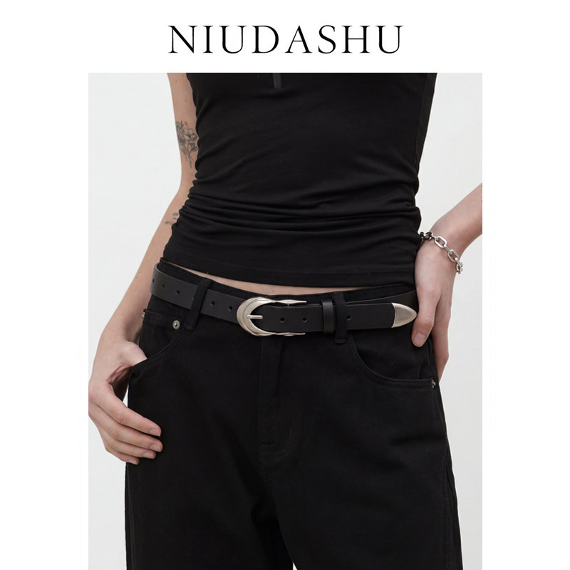 2026春夏新款小众简约百搭皮带女黑金属扣针扣设计感休闲腰带潮流